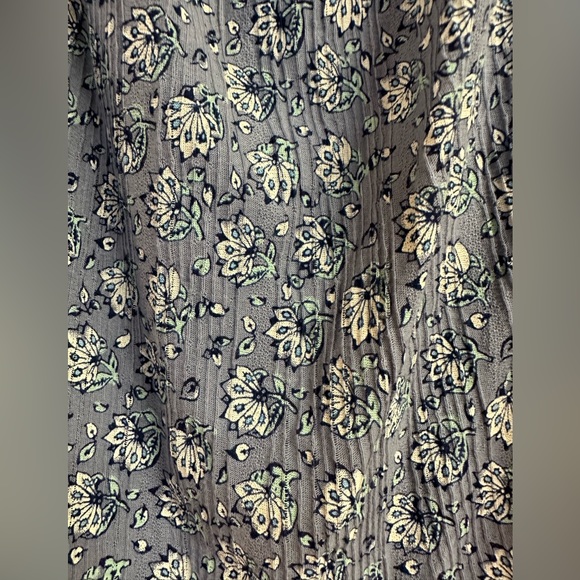 Lucky Brand Crinkle Top Spring Floral Flare Sleeve Round Scoop Waist Medium - Picture 13 of 17